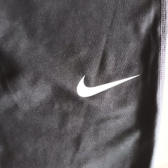 Nike Pro Girls' Dri-FIT 3/4 Length Capri Leggings Black Size L - Picture 5 of 8